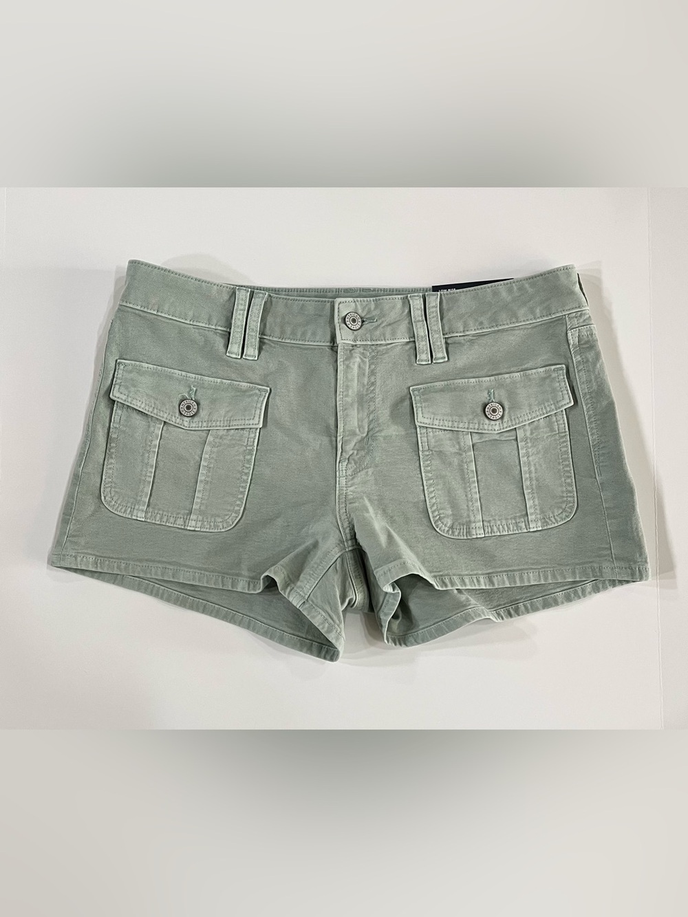 NWT AE American Eagle Shortie Womens Sage Green Utility Pocket Shorts, size 8